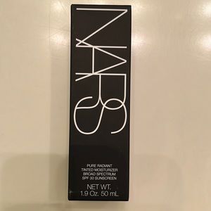 NARS pure radiant tinted moisturizer